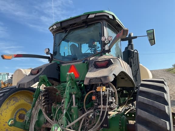 Image of John Deere 8RT 370 equipment image 2