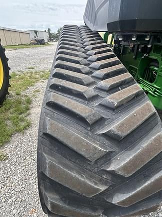 Image of John Deere 8RT 370 equipment image 4