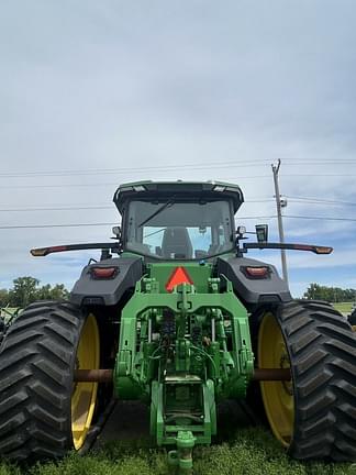 Image of John Deere 8RT 370 equipment image 4