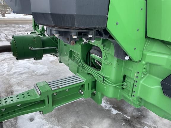 Image of John Deere 8RT 370 equipment image 3