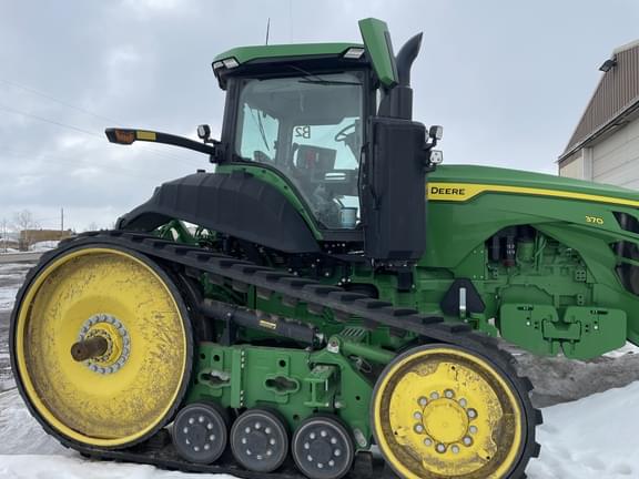 Image of John Deere 8RT 370 equipment image 1