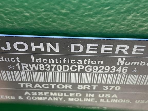 Image of John Deere 8RT 370 equipment image 2