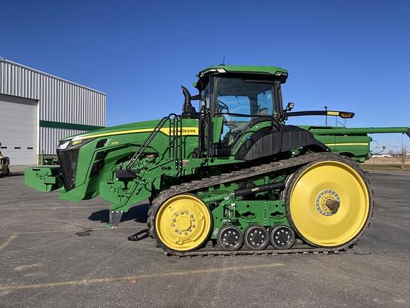 Image of John Deere 8RT 370 equipment image 1