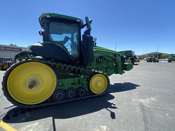 Image of John Deere 8RT 370 equipment image 3