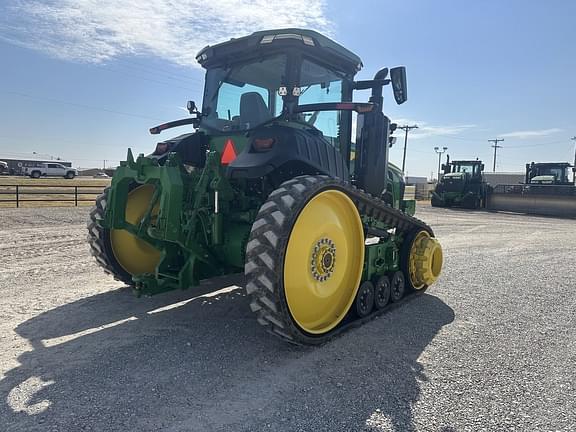 Image of John Deere 8RT 370 equipment image 4