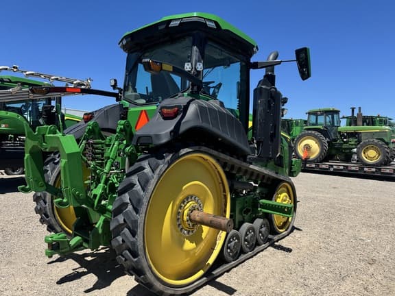 Image of John Deere 8RT 370 equipment image 4