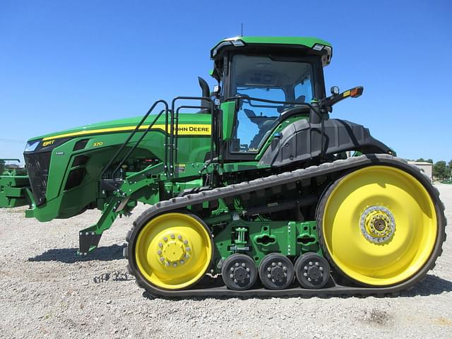 Image of John Deere 8RT 370 equipment image 1