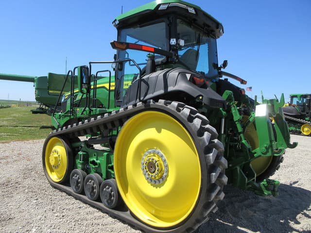 Image of John Deere 8RT 370 equipment image 3