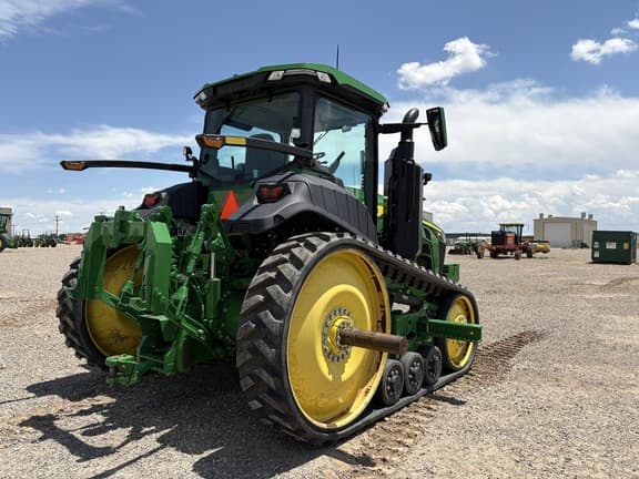 Image of John Deere 8RT 370 equipment image 4