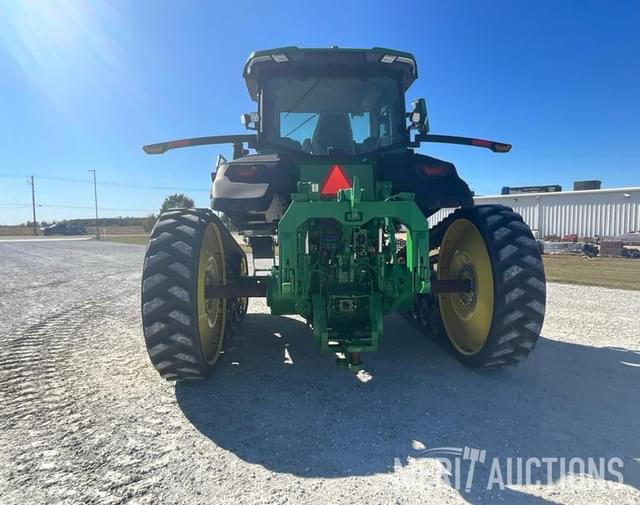 Image of John Deere 8RT 370 equipment image 2