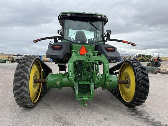 Image of John Deere 8RT 410 equipment image 3