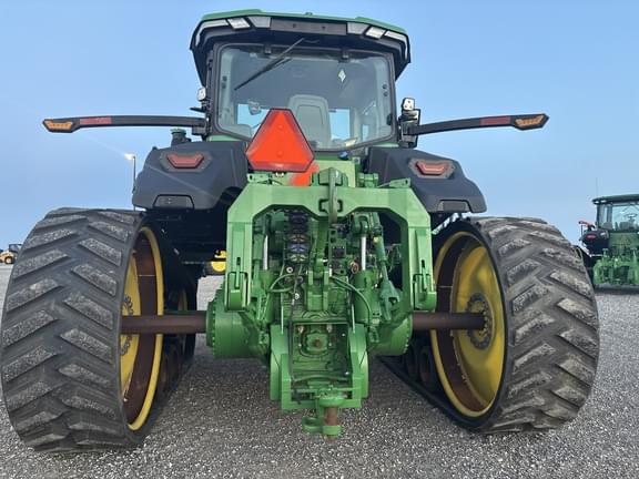 Image of John Deere 8RT 410 equipment image 1