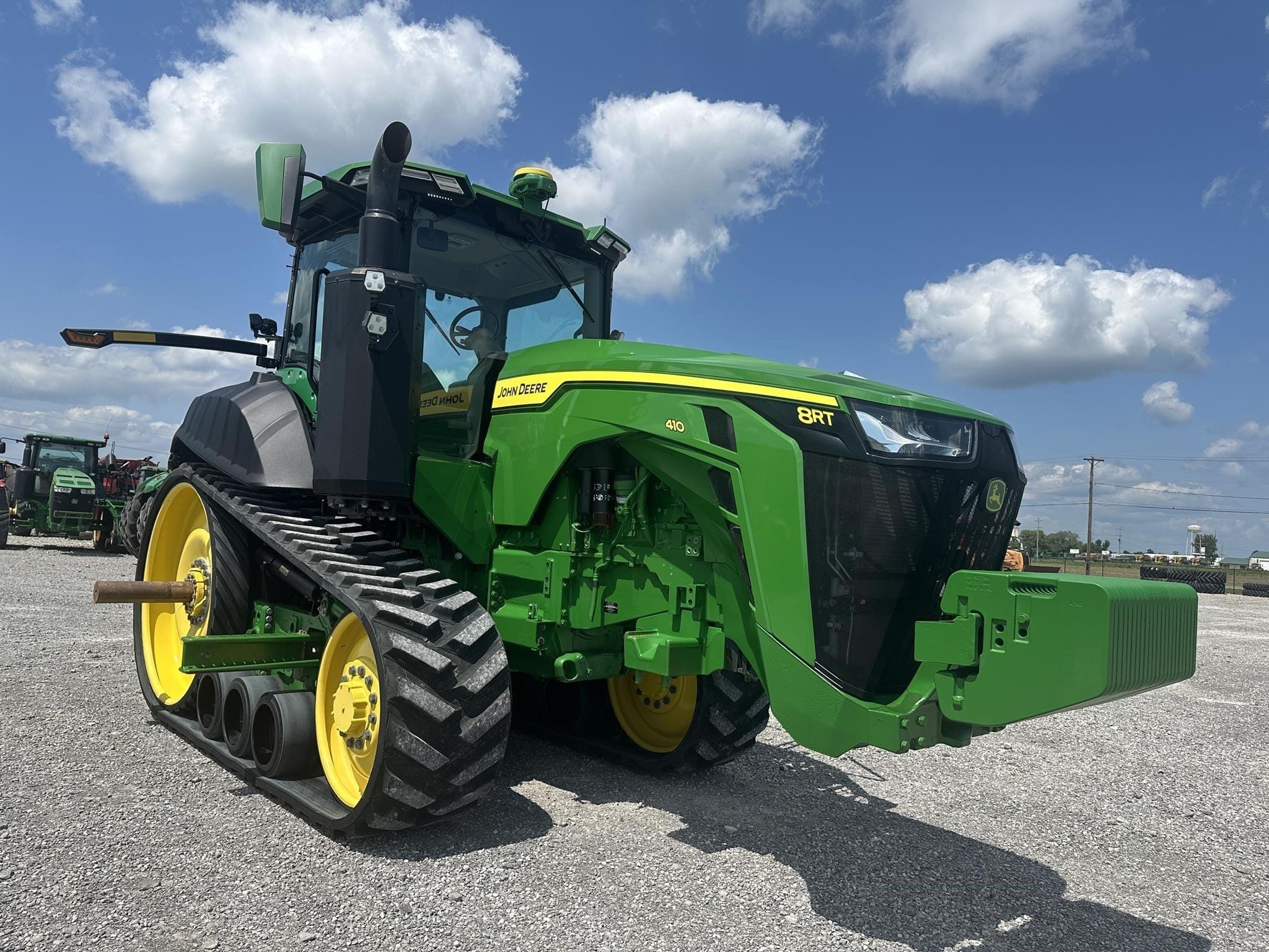 2023 John Deere 8RT 410 Equipment Image0