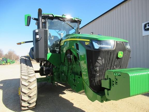 Image of John Deere 8RT 410 equipment image 4