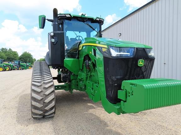 Image of John Deere 8RT 410 equipment image 4