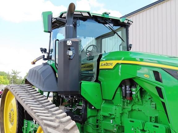 Image of John Deere 8RT 410 equipment image 2