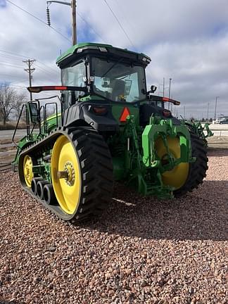 Image of John Deere 8RT 410 equipment image 4