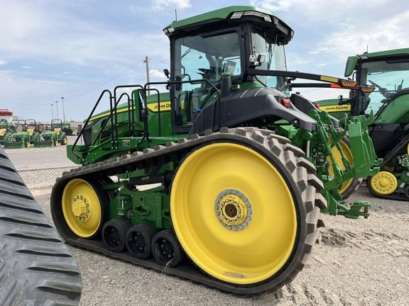 Image of John Deere 8RT 410 equipment image 1