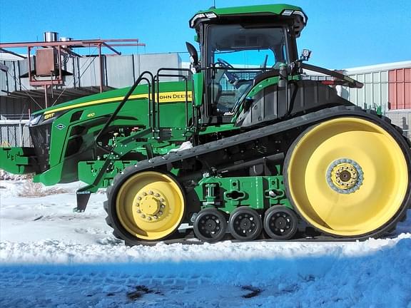 Image of John Deere 8RT 410 equipment image 2