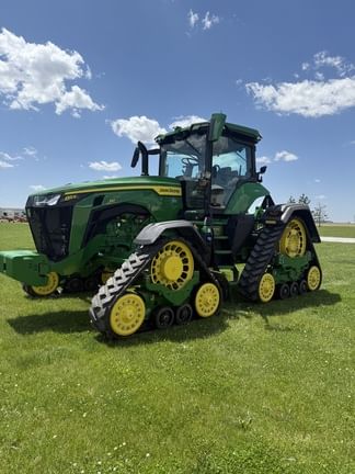 2023 John Deere 8RX 310 Equipment Image0