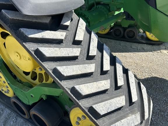 Image of John Deere 8RX 370 equipment image 2
