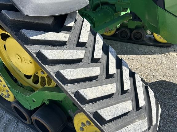 Image of John Deere 8RX 370 equipment image 1