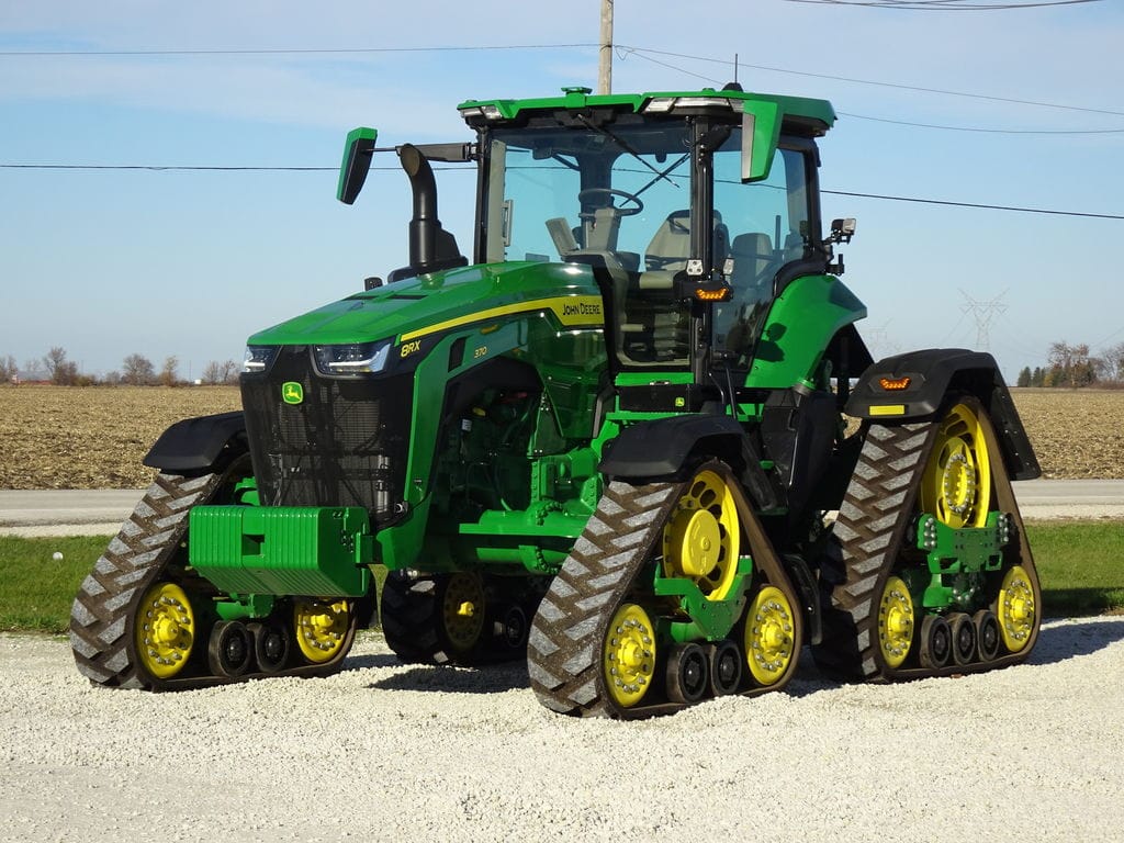 2023 John Deere 8RX 370 Equipment Image0