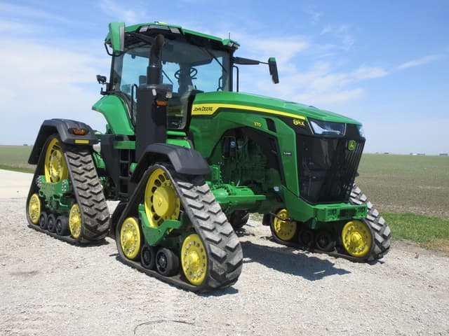 Image of John Deere 8RX 370 equipment image 1