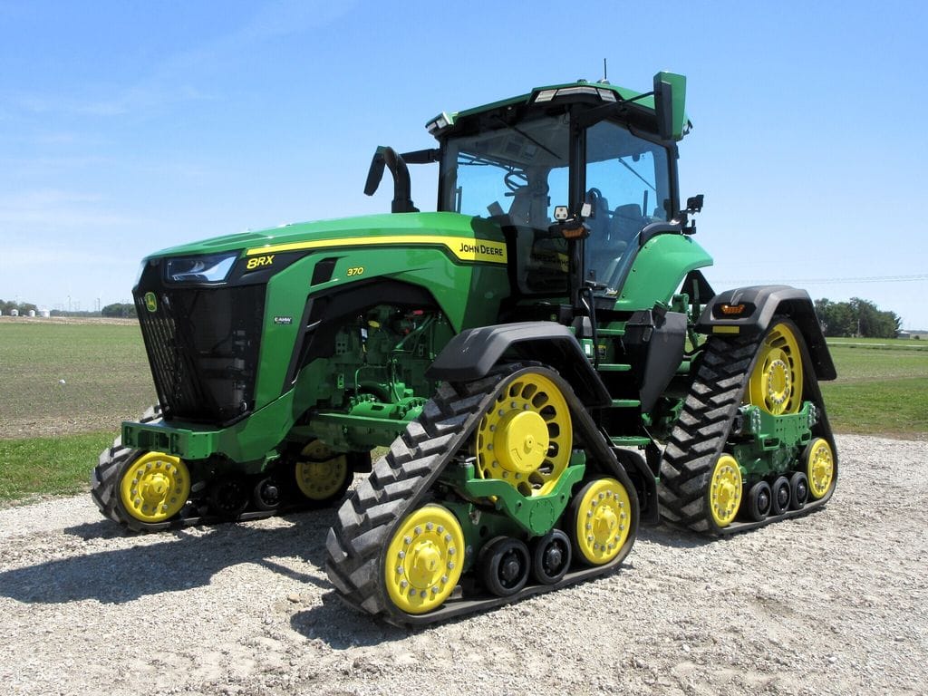 2023 John Deere 8RX 370 Equipment Image0