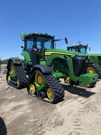 2023 John Deere 8RX 370 Equipment Image0