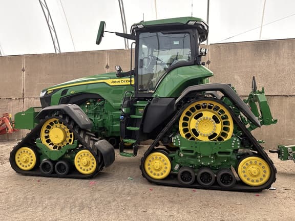 Image of John Deere 8RX 410 equipment image 2
