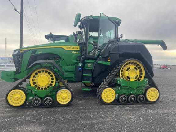 Image of John Deere 8RX 410 equipment image 4
