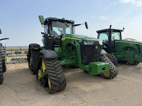 2023 John Deere 8RX 410 Equipment Image0
