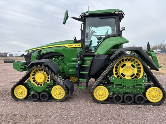 2023 John Deere 8RX 410 Equipment Image0