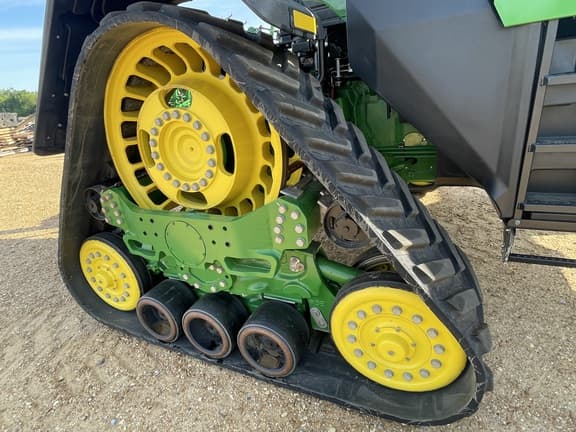 Image of John Deere 8RX 410 equipment image 3