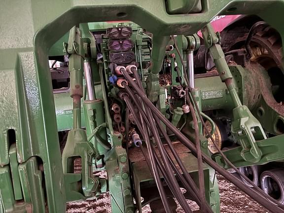 Image of John Deere 8RX 410 equipment image 4