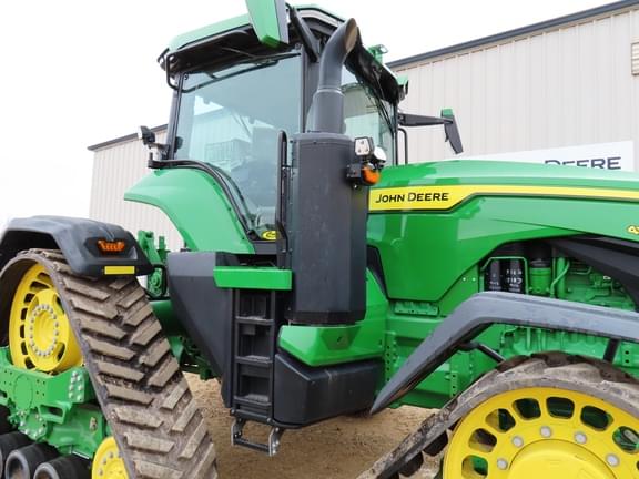 Image of John Deere 8RX 410 equipment image 2
