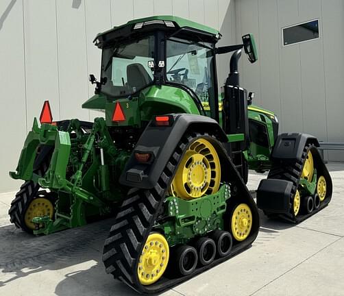 Image of John Deere 8RX 410 equipment image 2