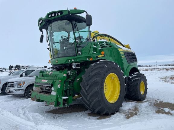 2023 John Deere 9500 Equipment Image0