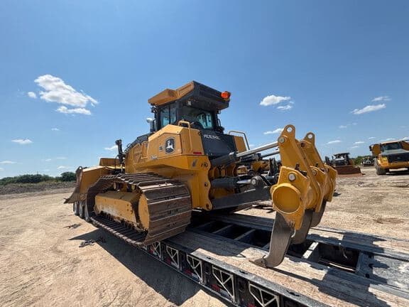 Image of John Deere 950K equipment image 2