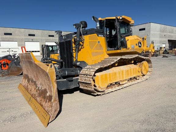 2023 John Deere 950K Equipment Image0