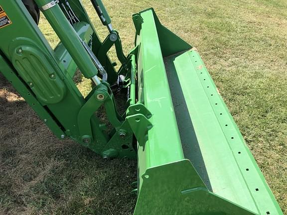 Image of John Deere Bucket Image 0