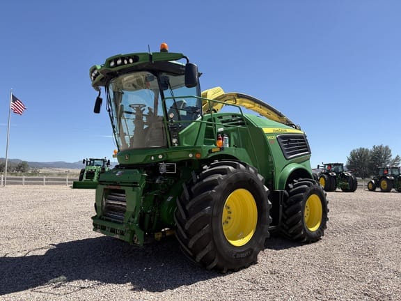 2023 John Deere 9600 Equipment Image0