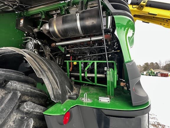 Image of John Deere 9700i equipment image 3