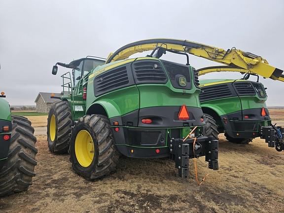 Image of John Deere 9700 equipment image 4