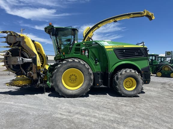 Image of John Deere 9800 equipment image 1