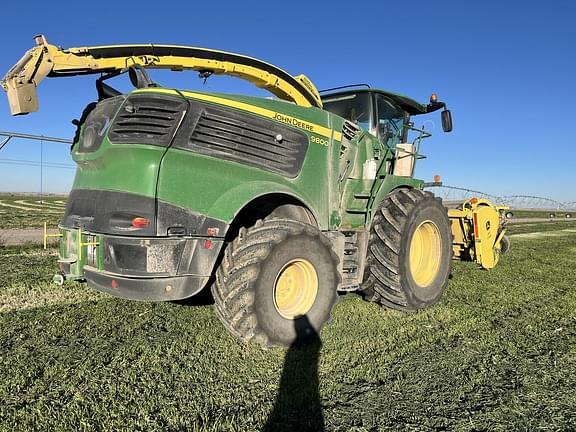 Image of John Deere 9800 equipment image 2