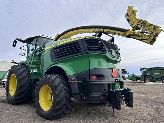 Image of John Deere 9800 equipment image 2