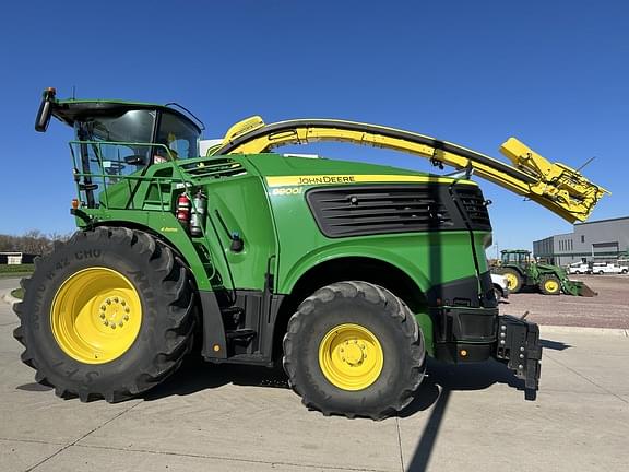 Image of John Deere 9900i equipment image 1