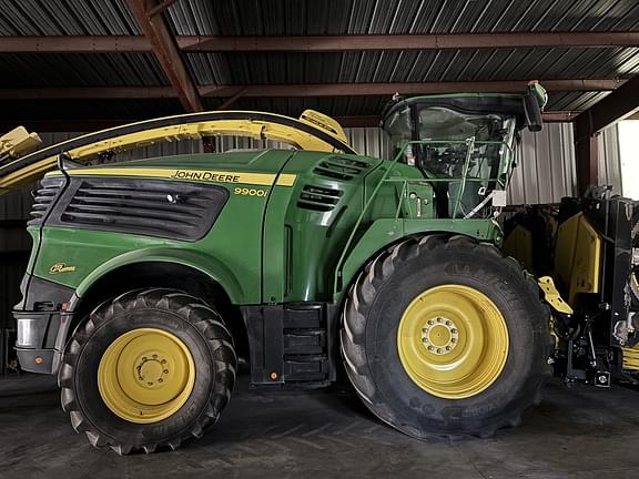 Image of John Deere 9900 equipment image 1